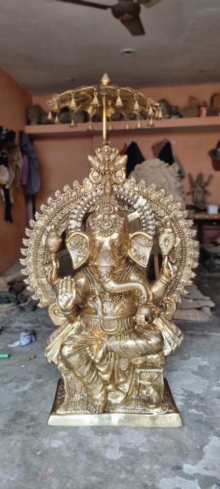 Brass Ganesh Idol 135 kg Approx 4 feet