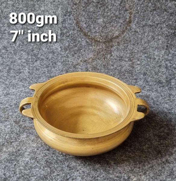 Brass Plane Bowl Urli. 800 gm, 7''
