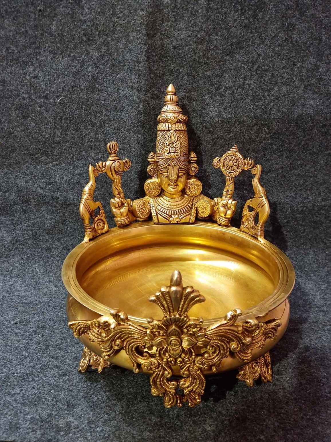 Brass Balaji Urli SF 8kg, 12''