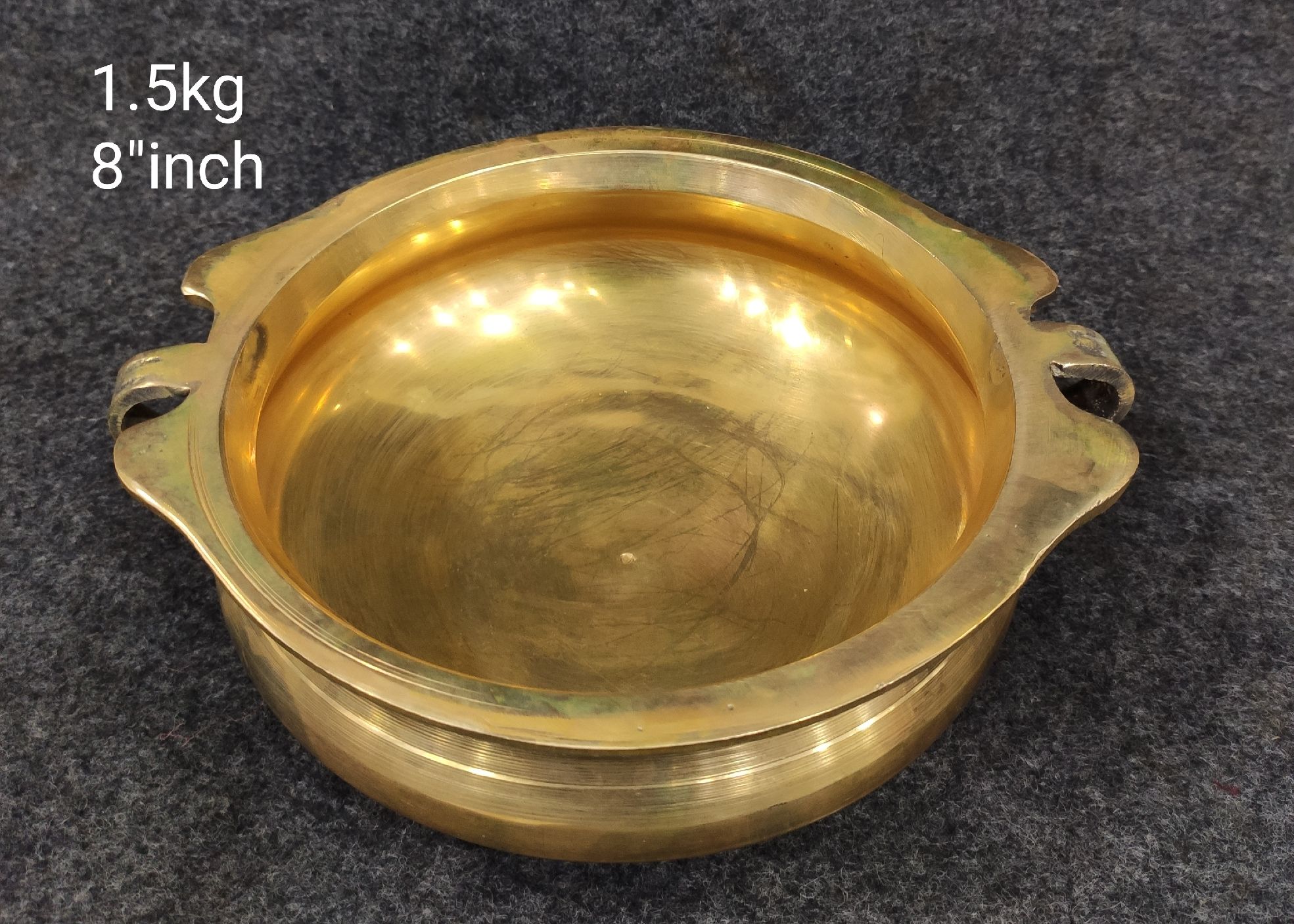 Brass Plain Bawl Urli. 1.5kg, 8''